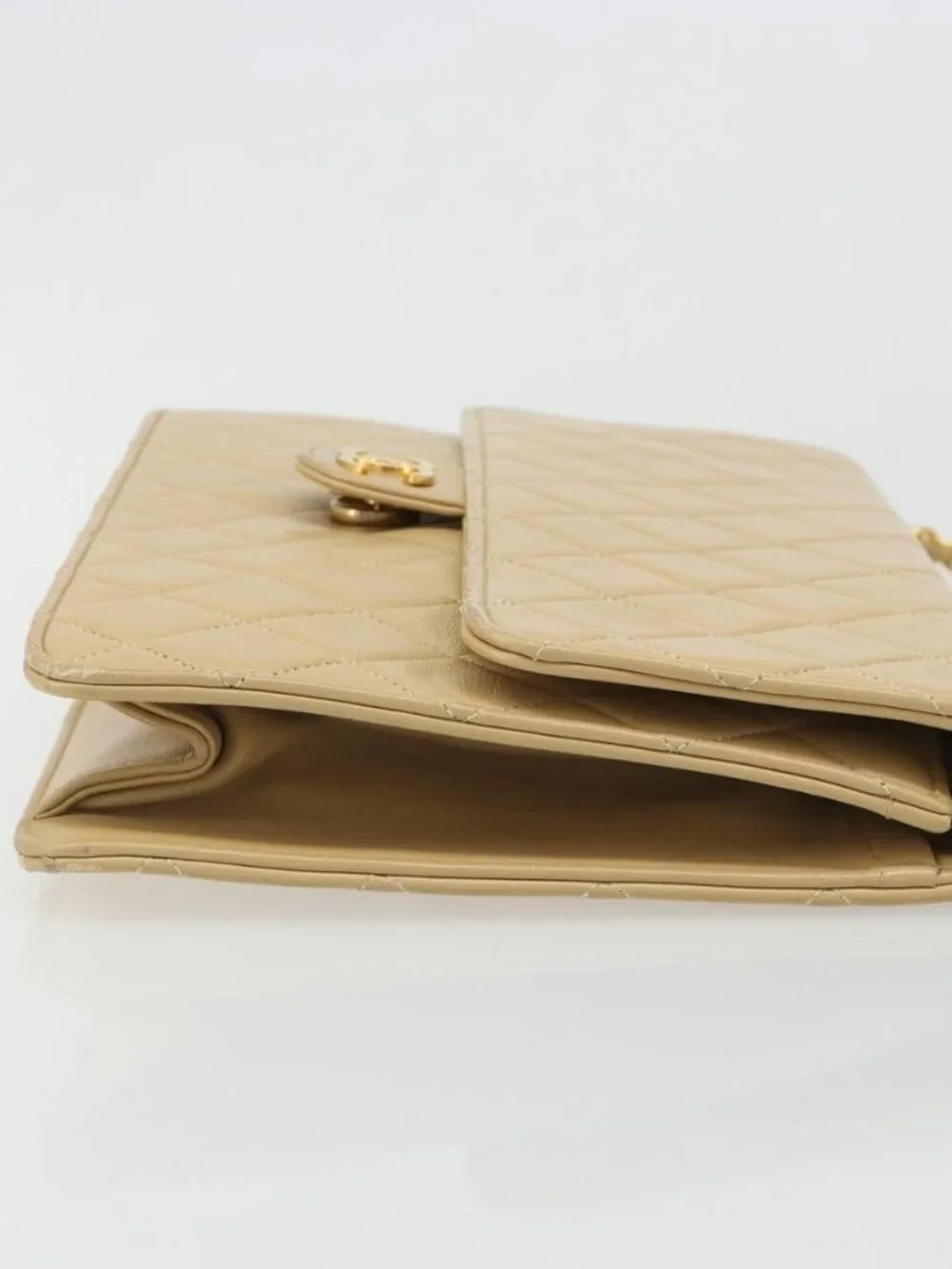 CHANEL Matelasse Chain Shoulder Bag Lamb Skin Beige Gold CC Auth 187257